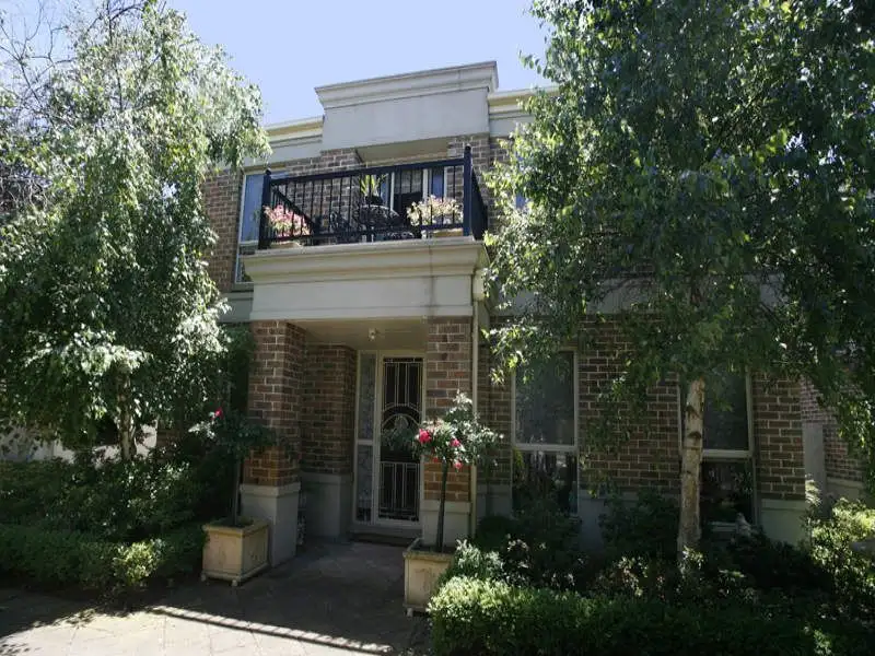 Main view of Homely townhouse listing, 2/12 Seves Street, Altona VIC 3018
