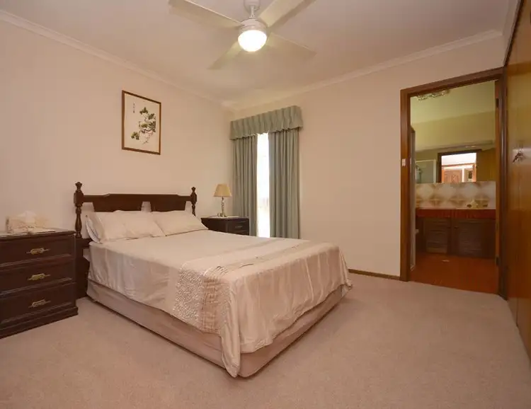 Fifth view of Homely house listing, 15 Birch Avenue, Horsham VIC 3400