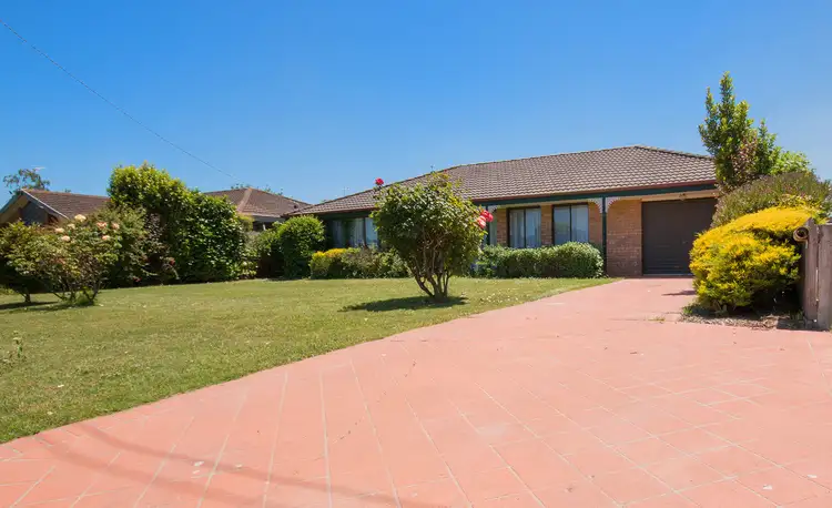 3 Saint James Drive, Yinnar VIC 3869