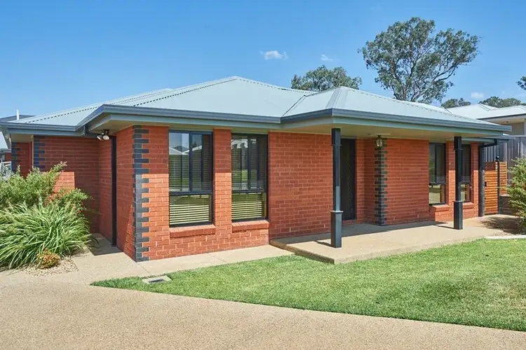 1 and 2 55 Brindabella Drive, Tatton NSW 2650