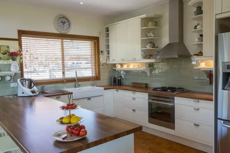 Fifth view of Homely house listing, 21 Balwyn Court, Arundel QLD 4214
