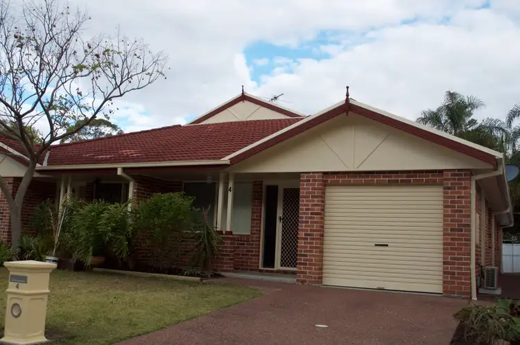 4 Madeleine Avenue, Charlestown NSW 2290