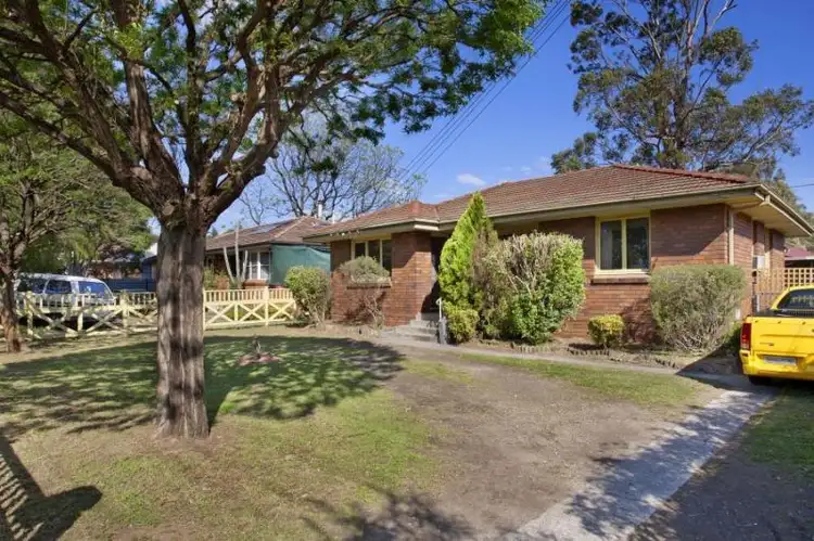 17 Huon Cres, Holsworthy NSW 2173