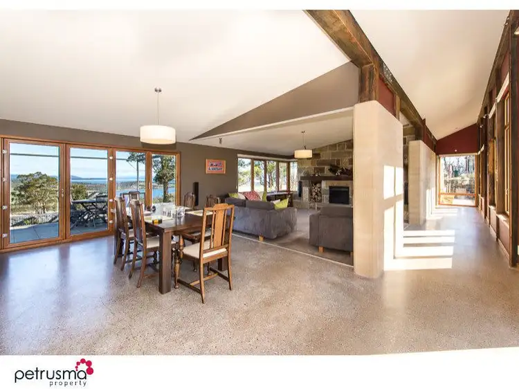 410 Sugarloaf Road, Carlton River TAS 7173
