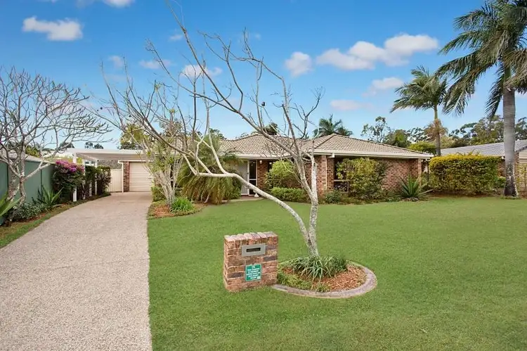 77 MELBOURNE RD, Arundel QLD 4214