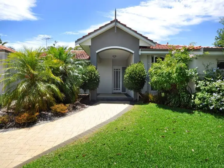 1 Yagoona Street, Duncraig WA 6023
