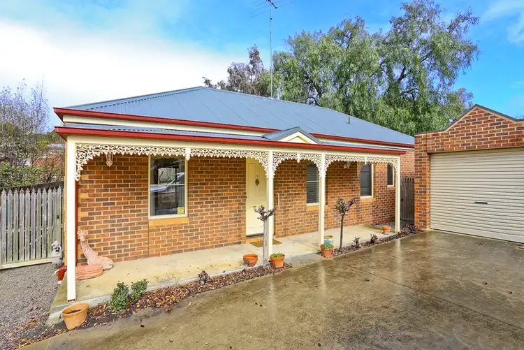 4/121 Barrabool Road, Highton VIC 3216