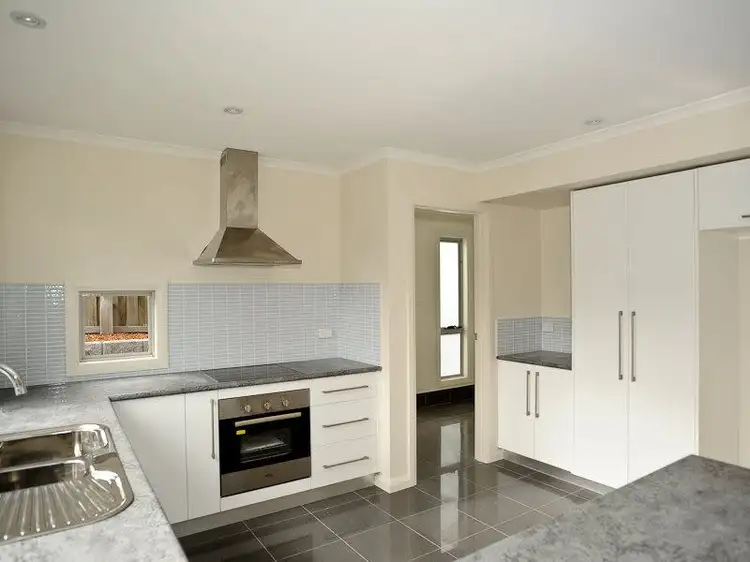 Sixth view of Homely house listing, 2/10 Suva Street, Midway Point TAS 7171