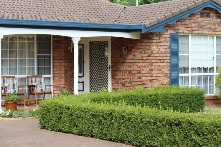 14 Castlereagh Avenue, Binnaway NSW 2395