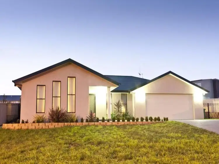 4 Brock Place, Orange NSW 2800