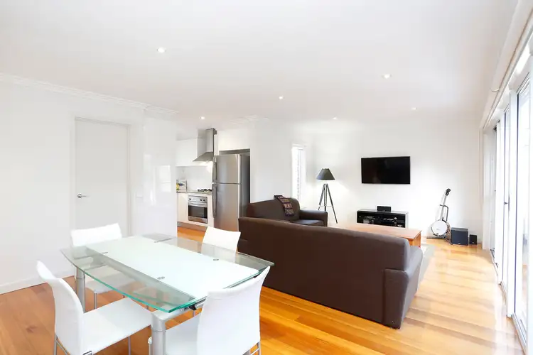 Fifth view of Homely unit listing, 2/5 Golf Avenue, Rosanna VIC 3084