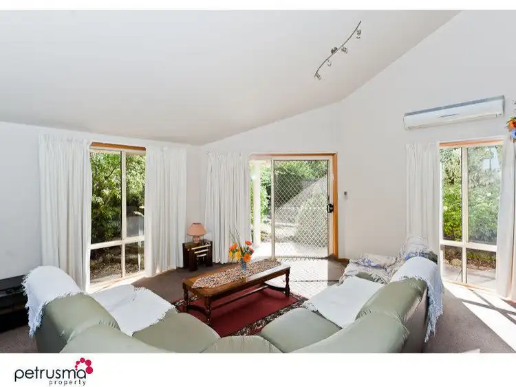 Sixth view of Homely villa listing, 2/20 Natone Street, Lindisfarne TAS 7015
