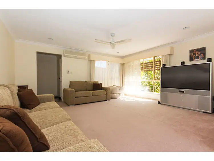 Third view of Homely house listing, 5 Macduff Court, Highland Park QLD 4211
