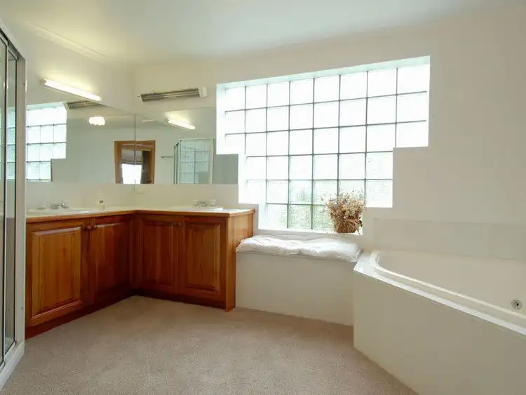 Seventh view of Homely house listing, 4 Beebo Place, Howrah TAS 7018