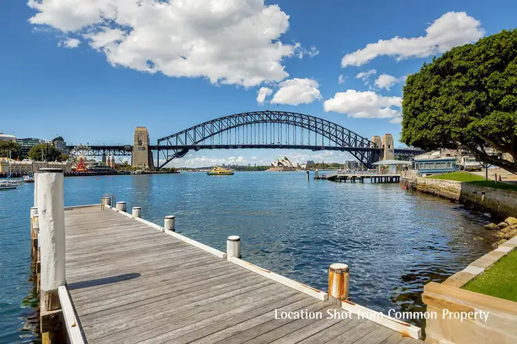 4/2a Henry Lawson Avenue, Mcmahons Point NSW 2060