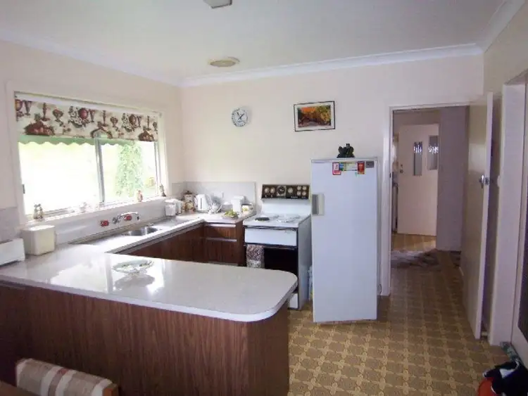 Sixth view of Homely house listing, 7 Gillards Lane, Wandiligong VIC 3744