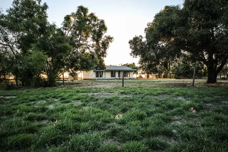 15 CEMETERY ROAD, Corinella VIC 3984