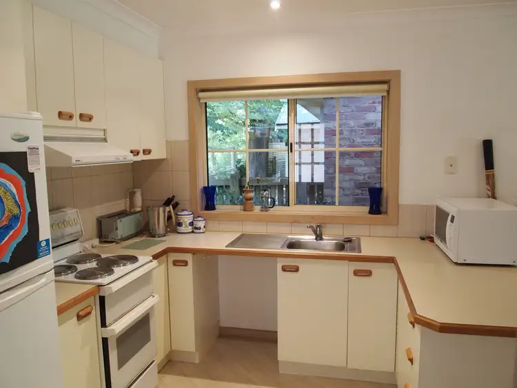 Seventh view of Homely townhouse listing, 2/99 Delany Ave, Bright VIC 3741