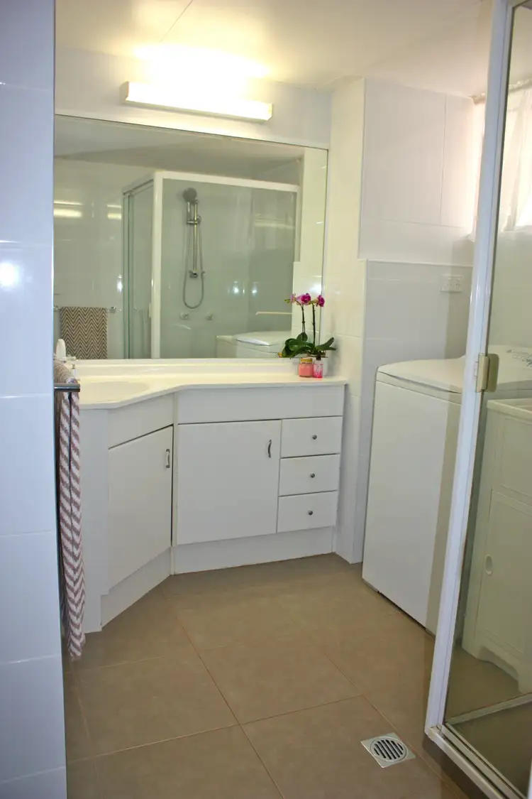 Sixth view of Homely apartment listing, 3/63 Bauer Street, Southport QLD 4215