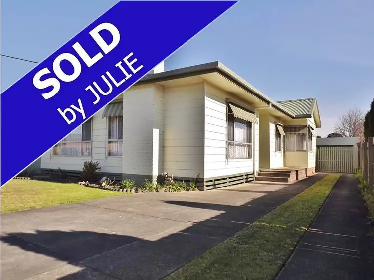 16 Alexander Avenue, Moe VIC 3825
