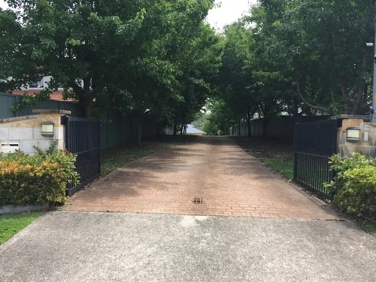 12 Coramandel Ave, Winmalee NSW 2777