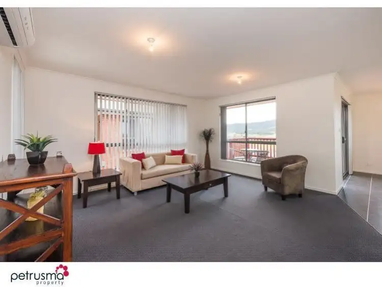 Fifth view of Homely villa listing, 2/6 Chaplains Close, Howrah TAS 7018