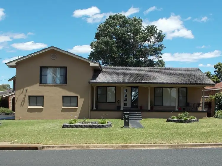 51 Margaret Crescent, Dubbo NSW 2830