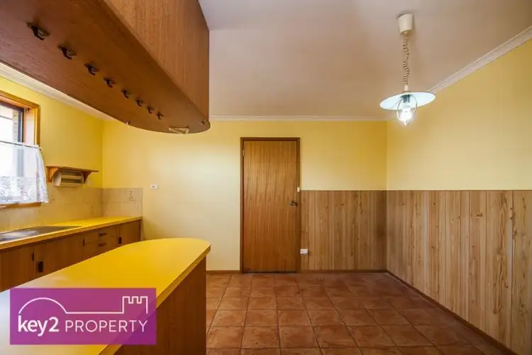 Sixth view of Homely unit listing, 2/95 Waroona Street, Youngtown TAS 7249