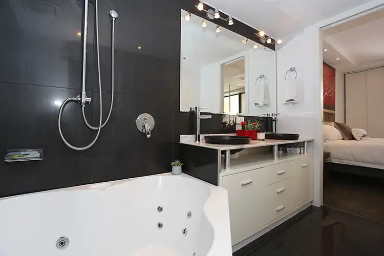 Third view of Homely unit listing, 6/28 Woodroffe Avenue, Main Beach QLD 4217