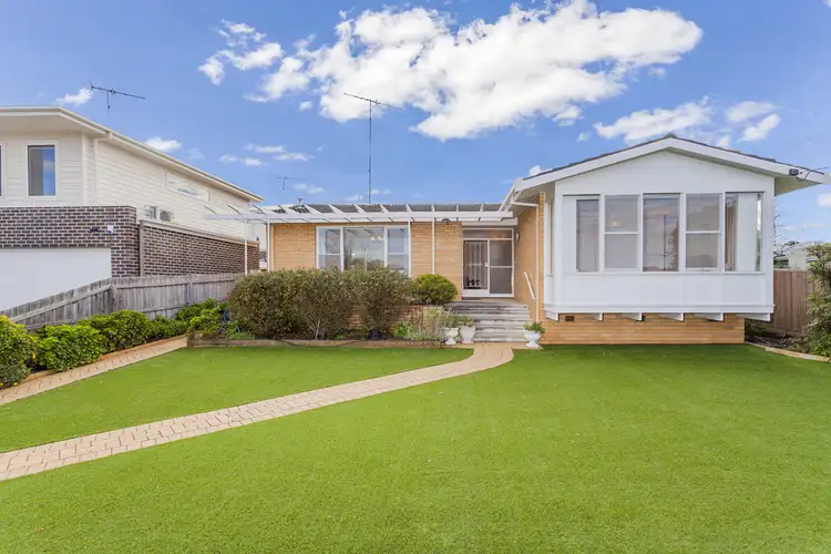 12 Fairmont Road, Newtown VIC 3220