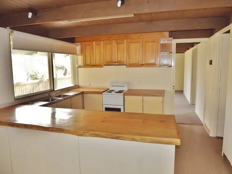 Third view of Homely house listing, 8 Matlock Court, Rawson VIC 3825