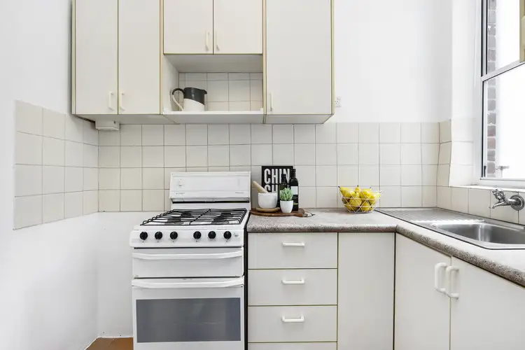 Fifth view of Homely studio listing, 15/10C Challis Avenue, Potts Point NSW 2011