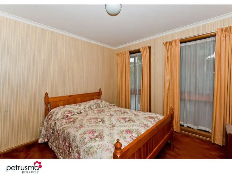 Sixth view of Homely villa listing, 2/17 Norma Street, Howrah TAS 7018