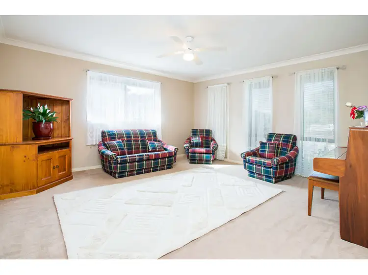 Sixth view of Homely house listing, 21 Beaumont Cresent, Pacific Pines QLD 4211