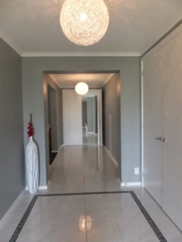 Second view of Homely house listing, 7 Sturt Court, Wangaratta VIC 3677