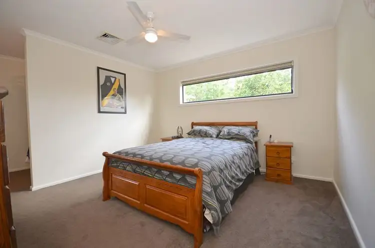 Sixth view of Homely townhouse listing, 2/56 Bennett Road, Horsham VIC 3400