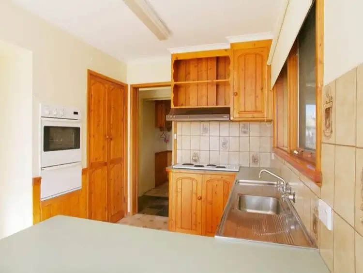 Fifth view of Homely house listing, 9 Felix Street, Grovedale VIC 3216