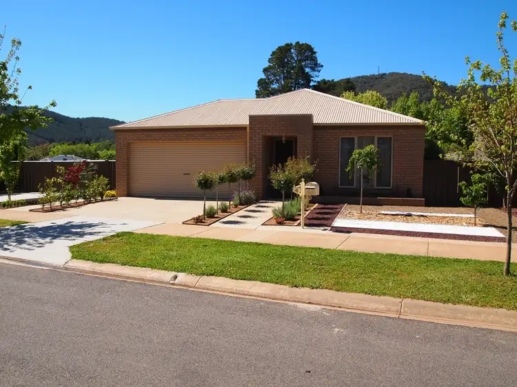Main view of Homely house listing, 4 Georgian Court, Bright VIC 3741