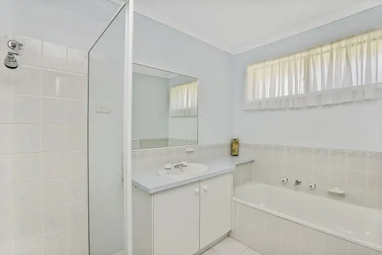 Sixth view of Homely house listing, 25 ANDREA CRESCENT, Cranbourne North VIC 3977