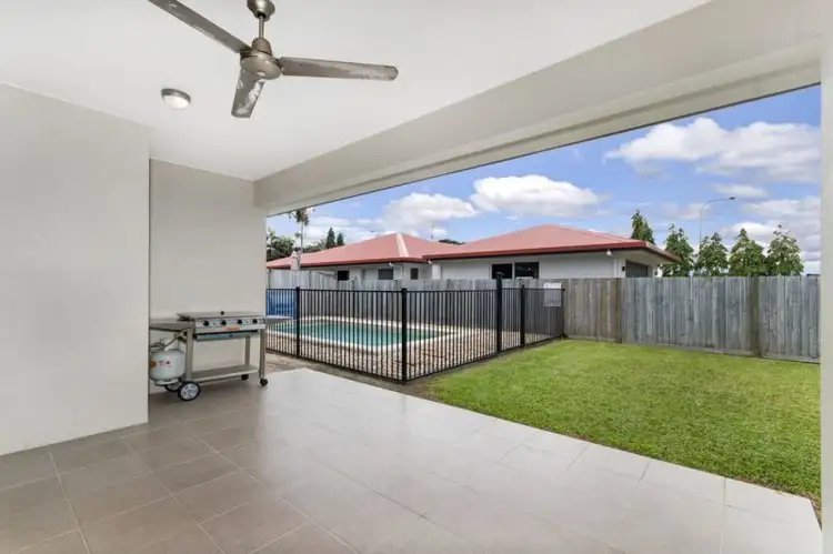 23 Mallory Close