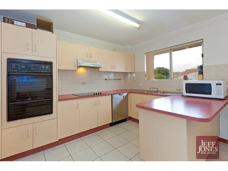 Fourth view of Homely unit listing, 4/18 Vine Street, Greenslopes QLD 4120