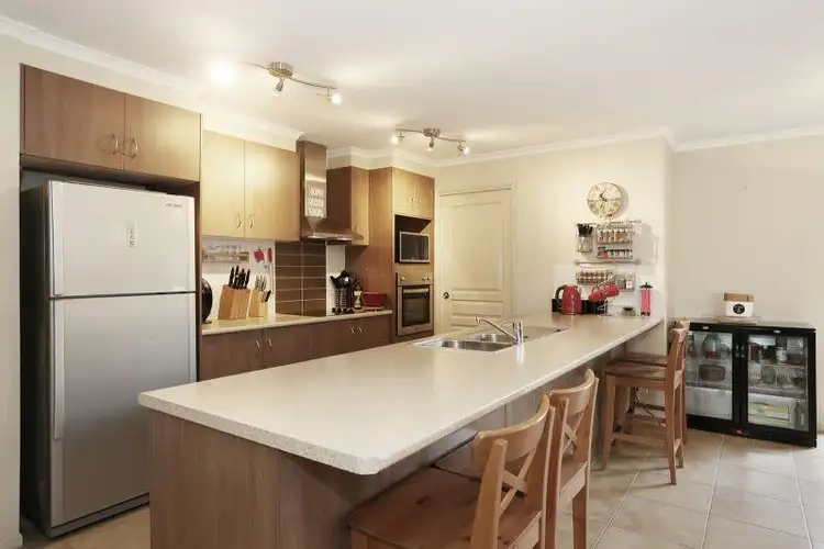 Third view of Homely house listing, 1 Fordham Crt, Regents Park QLD 4118