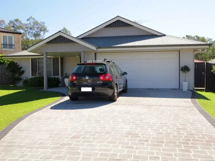 20 Cliff Salisbury Court, Samford Village QLD 4520