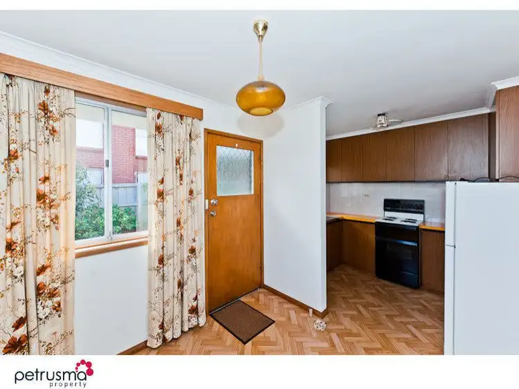 Seventh view of Homely villa listing, 4 / 68 Allumba Street, Howrah TAS 7018