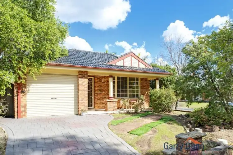 6 Esher Mews, Wattle Grove NSW 2173