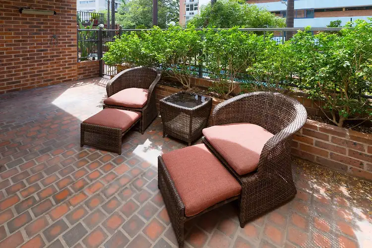 Third view of Homely apartment listing, 2/6 Challis Avenue, Potts Point NSW 2011