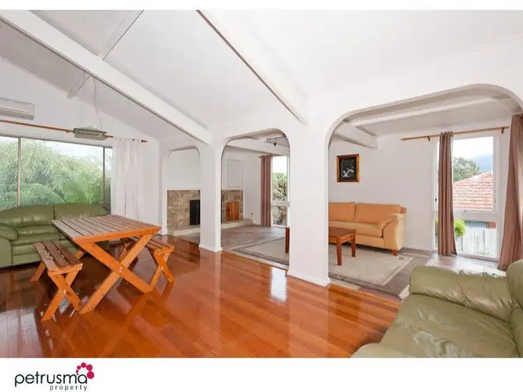 4 Redwood Road, Kingston TAS 7050
