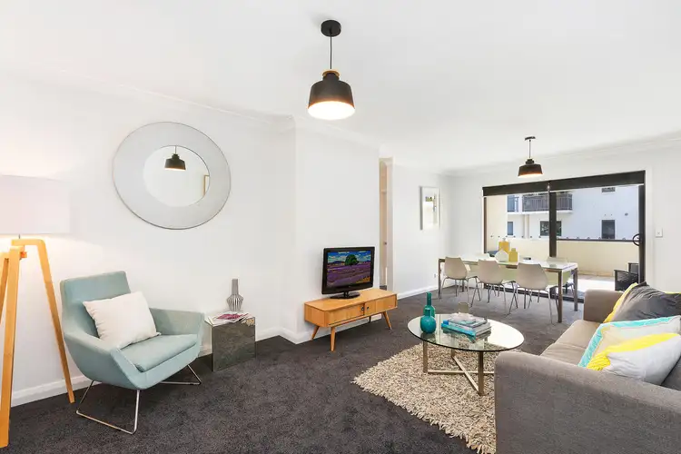 5/2 Taylors Drive, Lane Cove NSW 2066