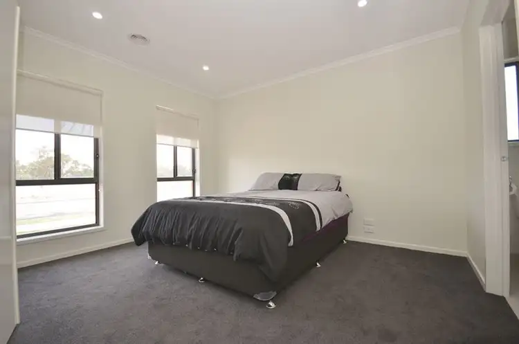 Fifth view of Homely house listing, 129/18 Waterlink Esplanade, Horsham VIC 3400
