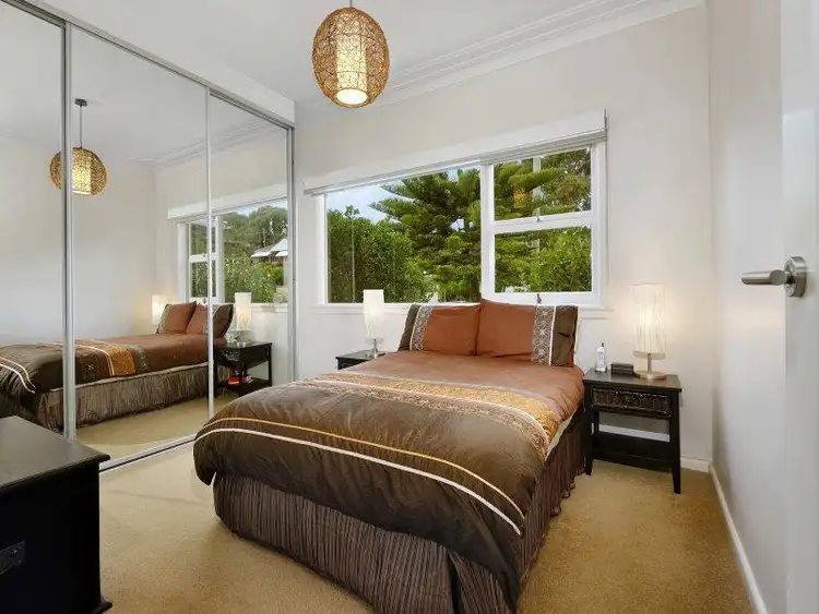 Fifth view of Homely house listing, 33 Burraddar Avenue, Engadine NSW 2233